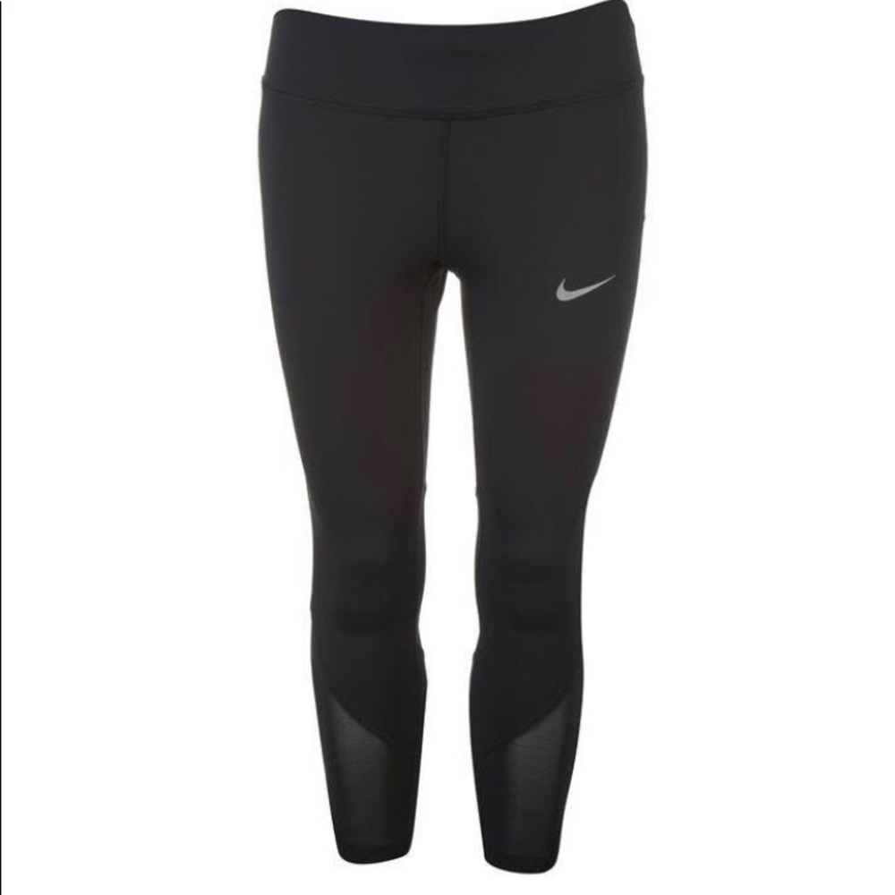 Nike epic lux crops